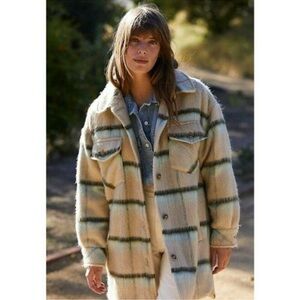 Free people viennna Shacket cream and blue size Small
